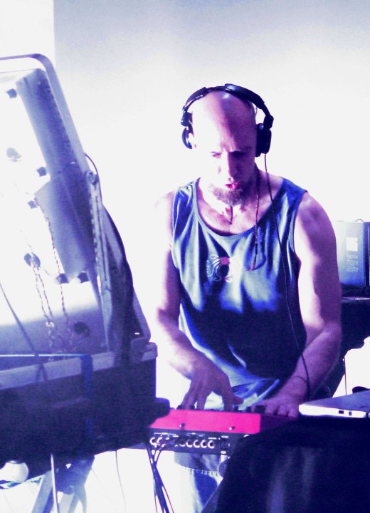 Outersect press photo 3 Outersect jams with Hallucinogen