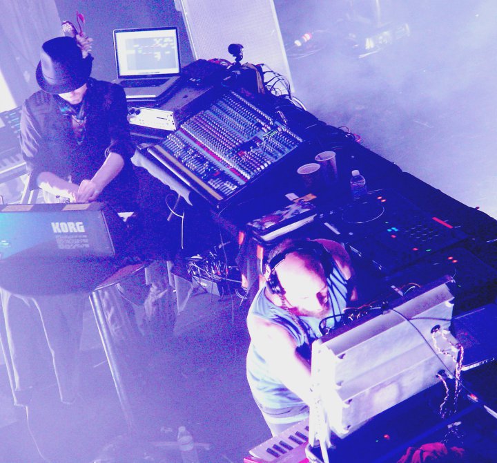 Outersect shows 7 Outersect jams with Hallucinogen